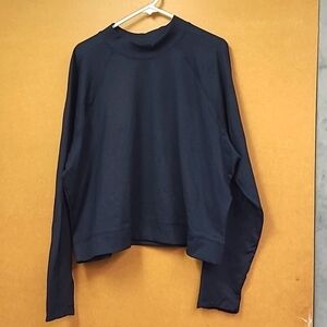Old Navy Navy Blue and Black Cozecore Cropped Fleece Lined Top